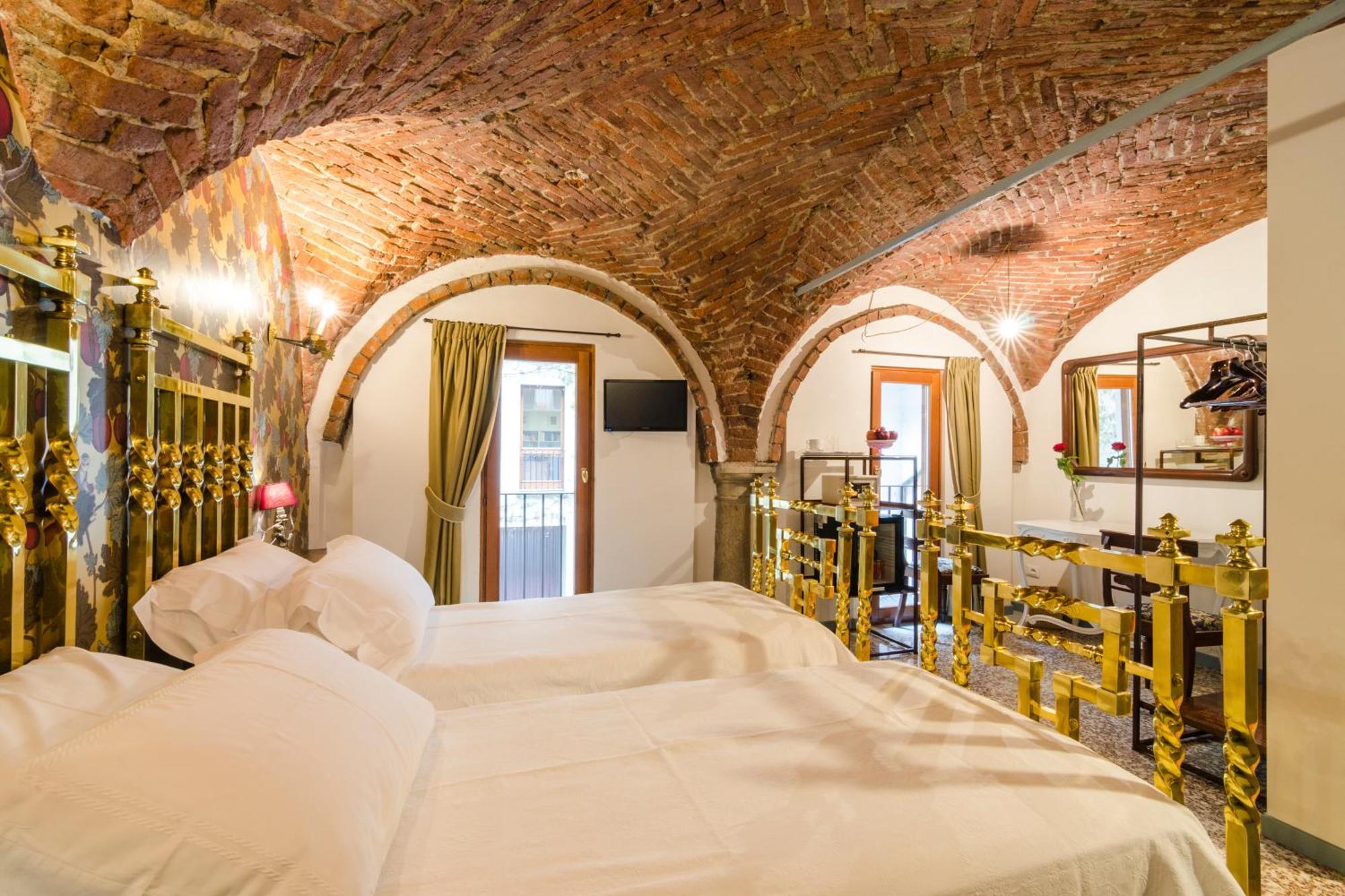 Ca' Monteggia Guest House — Foto 3